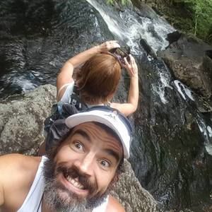 Meet your Posher, Leslie